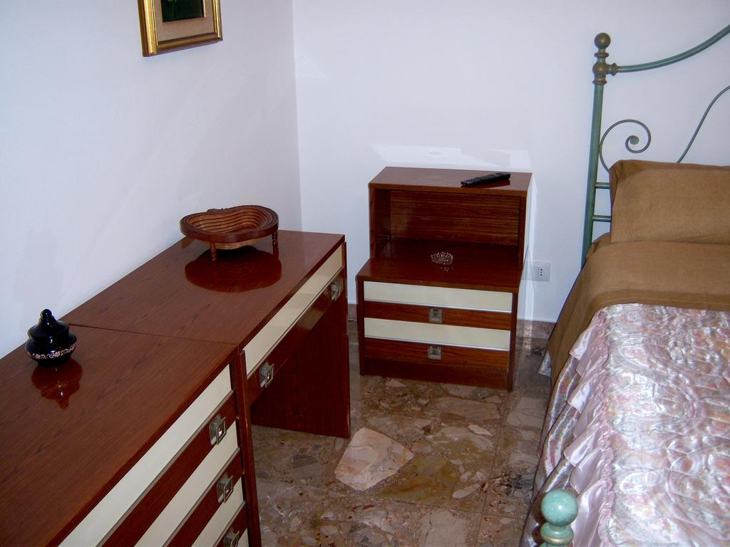 Bed And Breakfast Geckos Бриндизи Экстерьер фото